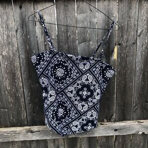 No Boundaries navy blue and White Paisley bandana Camisole